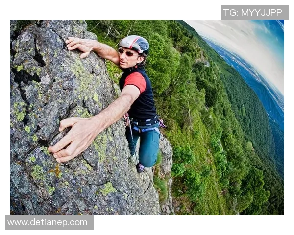 北京极限运动队在世界攀岩锦标赛中的辉煌突破与成长之路 北京极限运动队在世界攀岩锦标赛中的辉煌突破与成长之路