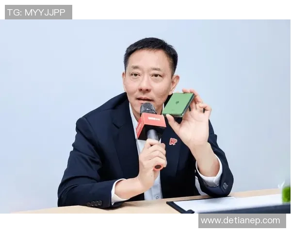 羽毛球场上的奋斗与坚持:刘军的深度对话与人生启示 羽毛球场上的奋斗与坚持:刘军的深度对话与人生启示